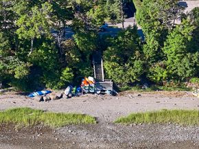 37 Governor Long Rd, Hingham MA 02043