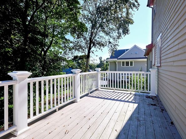 37 Governor Long Rd, Hingham MA 02043