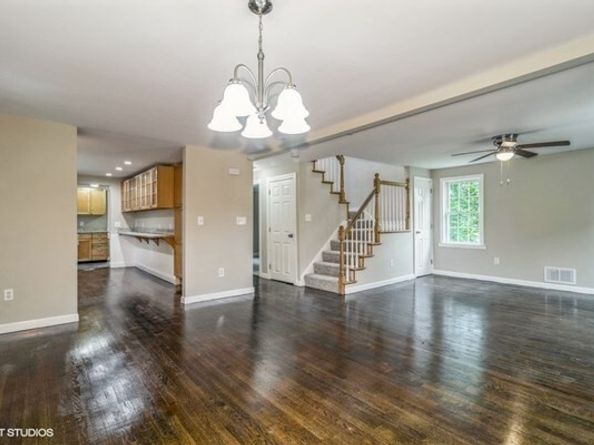859 Pleasant, Canton MA 02021
