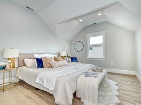 33 Hamilton St, Medford MA 02155