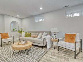 33 Hamilton St, Medford MA 02155