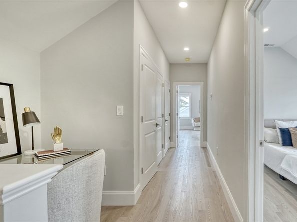 33 Hamilton St, Medford MA 02155