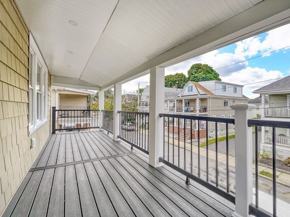 33 Hamilton St, Medford MA 02155