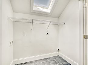 33 Hamilton St, Medford MA 02155