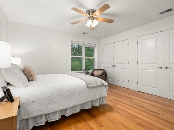 865 Lagrange St 5, Boston MA 02132
