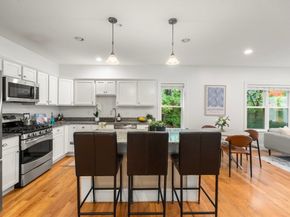 865 Lagrange St 5, Boston MA 02132