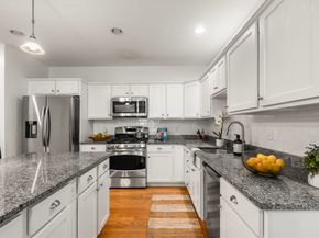 865 Lagrange St 5, Boston MA 02132