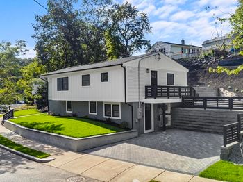 24 Stonehill Road
