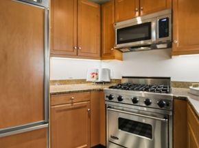 1 Avery St 15D, Boston MA 02111