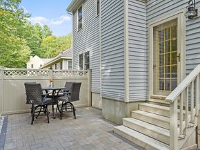 25 Pickman Dr 25, Bedford MA 01730