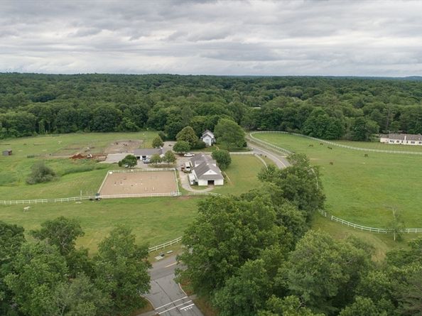 25 Pickman Dr 25, Bedford MA 01730
