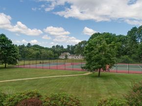 25 Pickman Dr 25, Bedford MA 01730