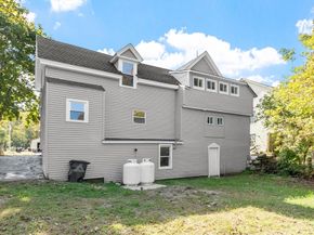 17 Prospect St, Templeton MA 01436
