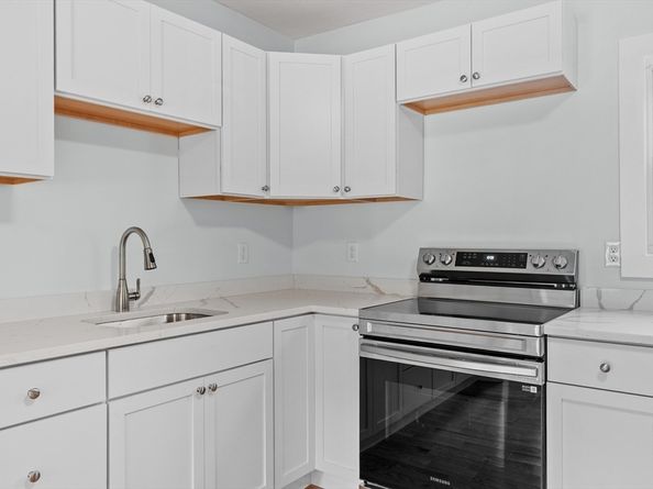 17 Prospect St, Templeton MA 01436
