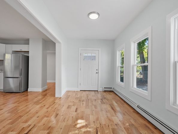 17 Prospect St, Templeton MA 01436