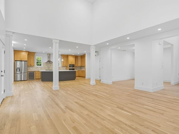 8 Hough Rd., Sutton MA 01590