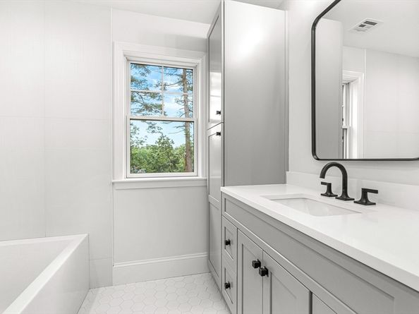 129 Lawton Road, Needham MA 02492