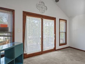 36 Elm Rd, Westford MA 01886