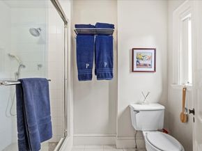 40 Westwood Dr, Worcester MA 01609