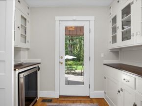 40 Westwood Dr, Worcester MA 01609
