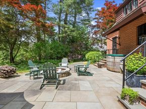 40 Westwood Dr, Worcester MA 01609