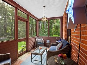 40 Westwood Dr, Worcester MA 01609
