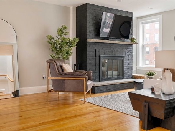 129 N Washington St 3, Boston MA 02113