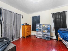 48 Chestnut St, Leominster MA 01453