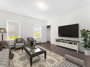 48 Chestnut St, Leominster MA 01453