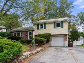 24 Pond Farm Rd, Dedham MA 02026