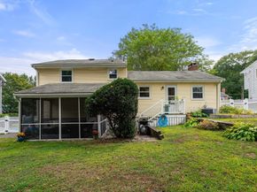 24 Pond Farm Rd, Dedham MA 02026