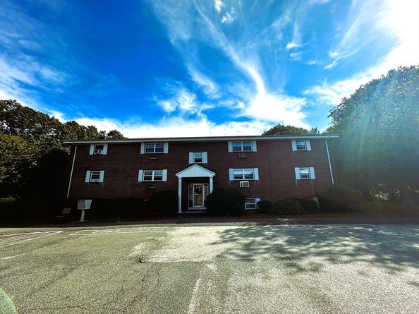 39 Pleasant St C5, Northborough MA 01532