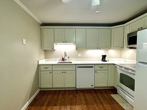 39 Pleasant St C5, Northborough MA 01532