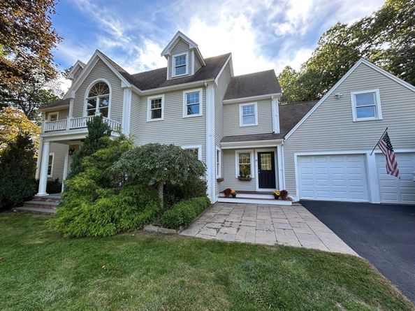 16 Salt Meadow Ln, Scituate MA 02066