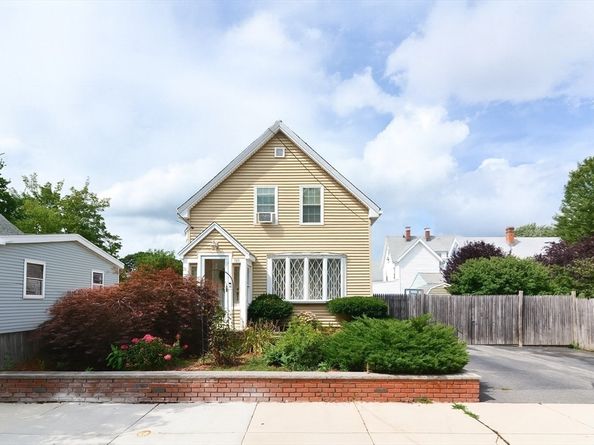 70 Tainter St, Medford MA 02155