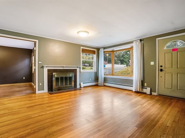 454 Old Connecticut Path, Wayland MA 01778