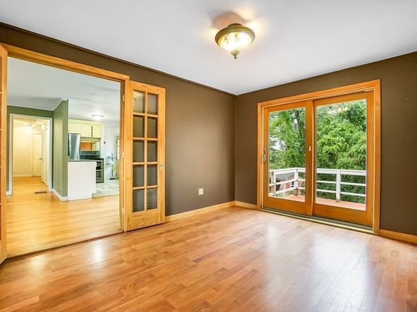 454 Old Connecticut Path, Wayland MA 01778