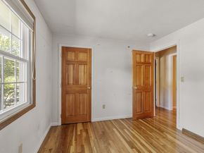 10 Brook St, Chelmsford MA 01824