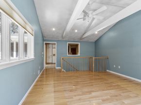 10 Brook St, Chelmsford MA 01824