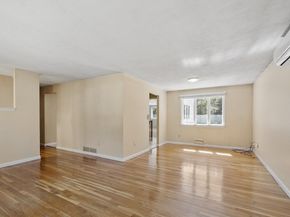10 Brook St, Chelmsford MA 01824