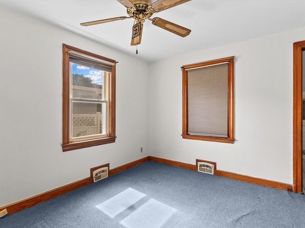 26 E Dexter Ave, Woburn MA 01801