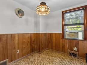 26 E Dexter Ave, Woburn MA 01801