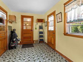 26 E Dexter Ave, Woburn MA 01801