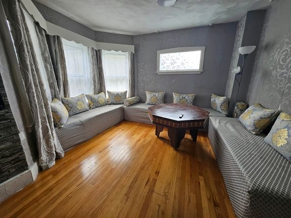 30 Clifton Ave., Lynn MA 01902