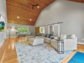 31 Douglas Road, Sutton MA 01590