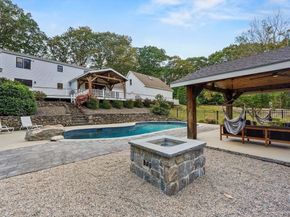 31 Douglas Road, Sutton MA 01590