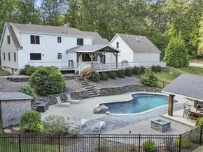 31 Douglas Road, Sutton MA 01590