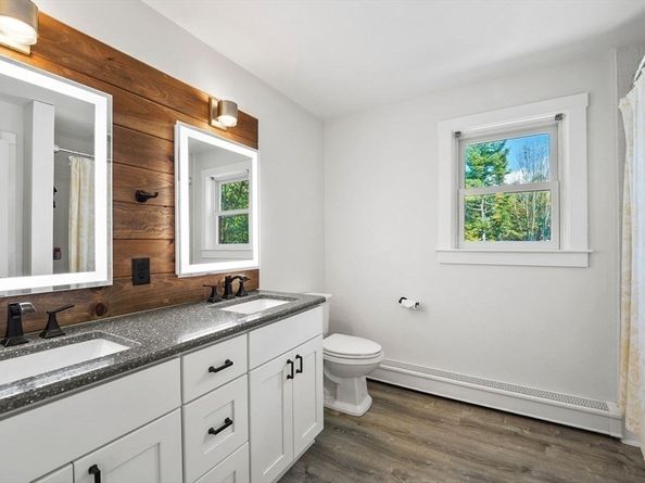 31 Douglas Road, Sutton MA 01590