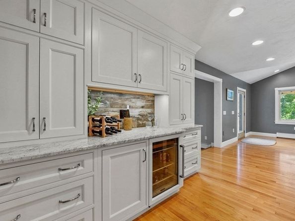 31 Douglas Road, Sutton MA 01590