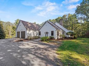 31 Douglas Road, Sutton MA 01590